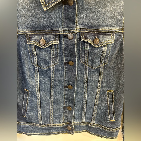 Old Navy Cropped Denim Dark Wash Denim Jean Jacket Size SP - Picture 4 of 7